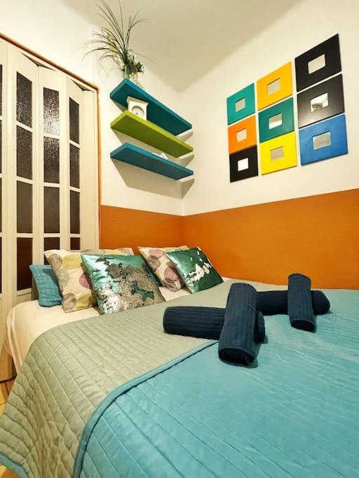Budget Flat In The Center Apartment